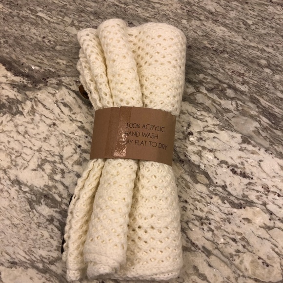 Peek a Boot Socks NWT - Picture 6 of 7